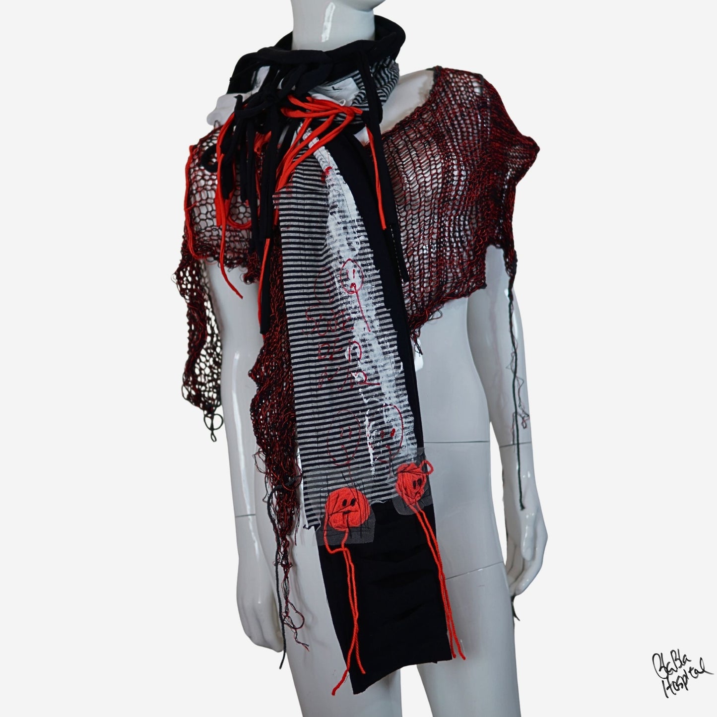 Face No.004 | Fabric Art グレーxブラックしましまデザイン– 黒スカーフ