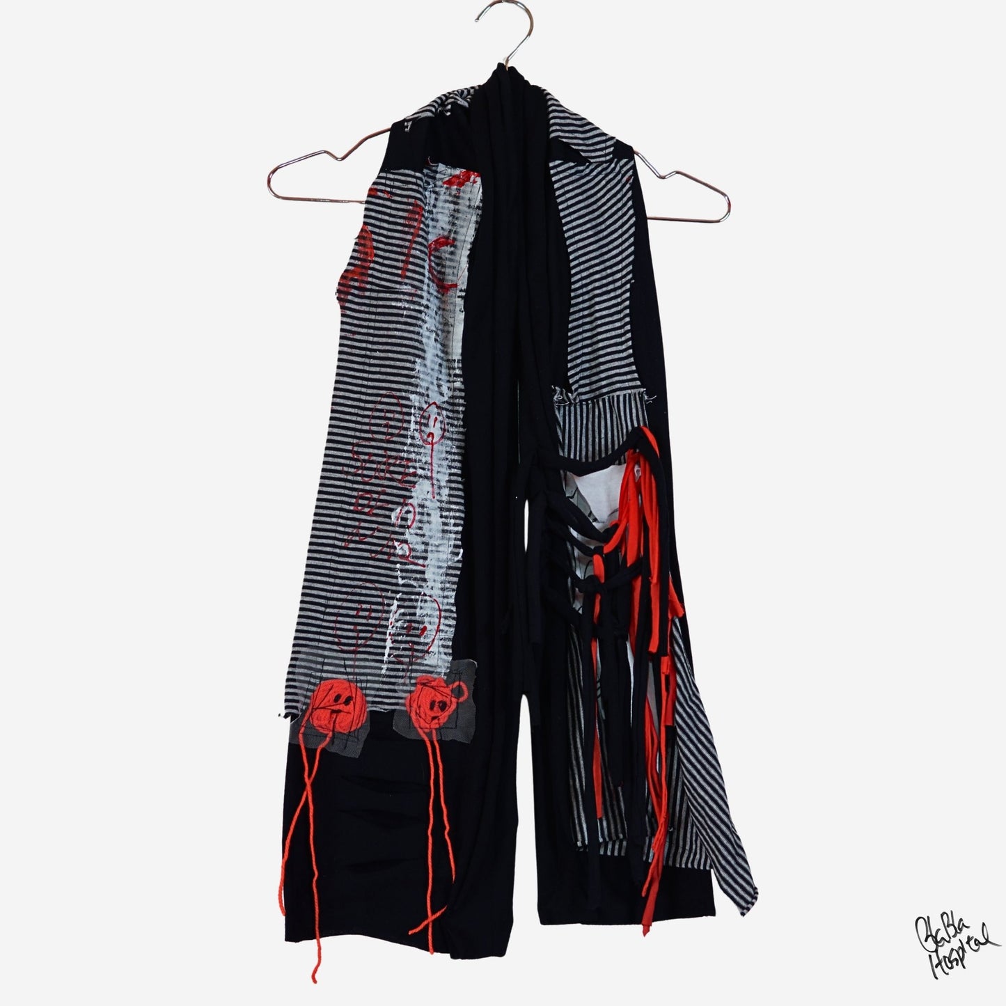 Face No.004 | Fabric Art グレーxブラックしましまデザイン– 黒スカーフ