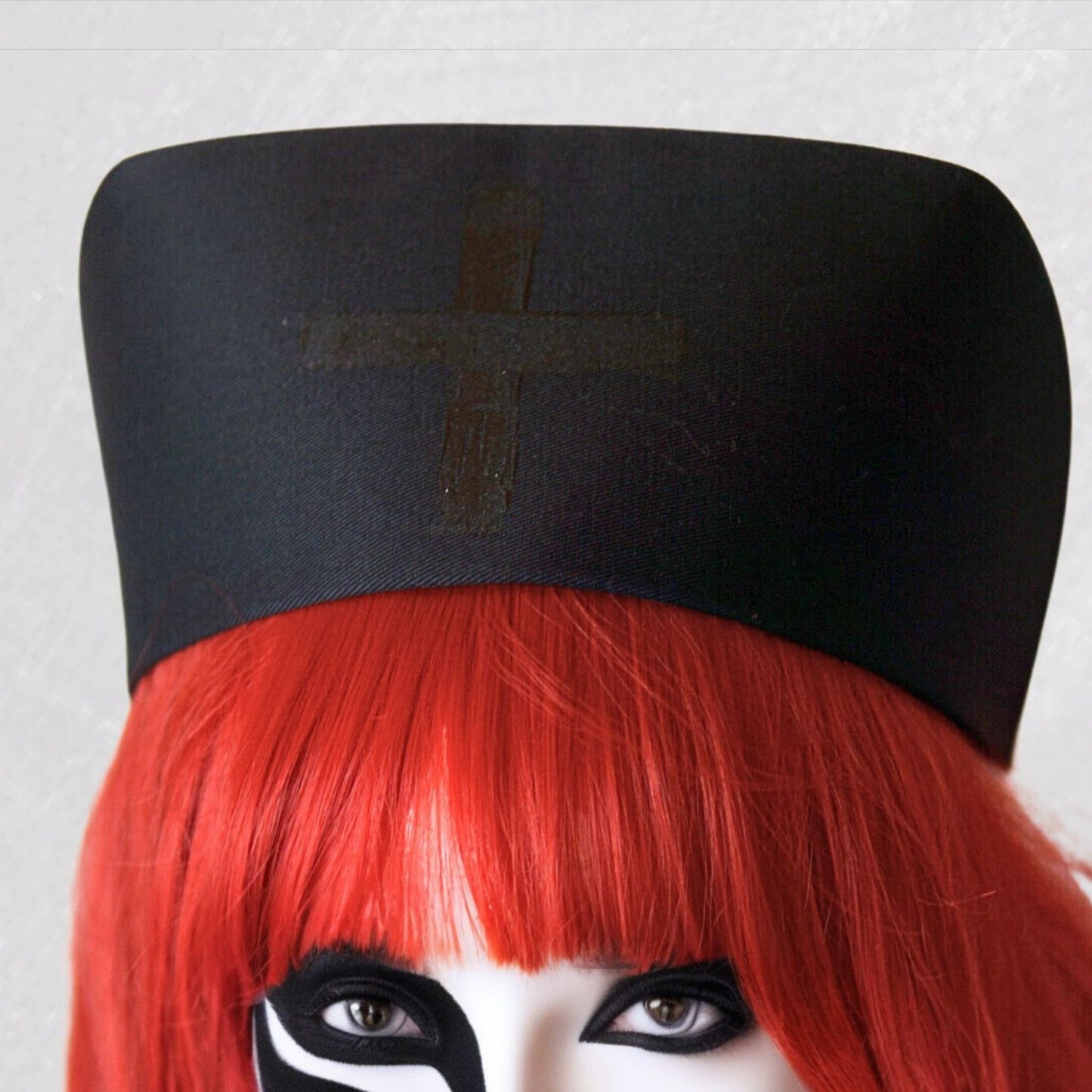 Black Nurse Cap Medical Fashion　Black Cross Paint