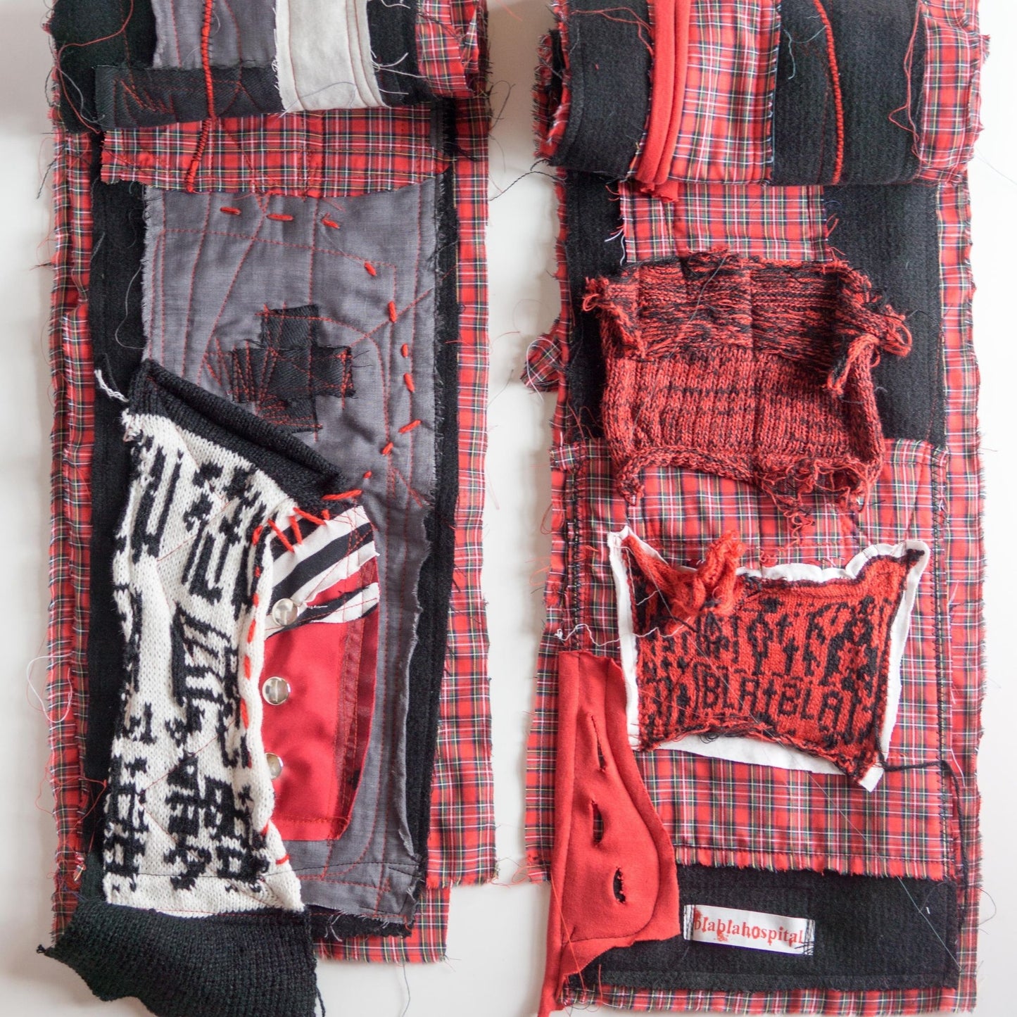 Blabla Red Check Punk Schal-Kollektion, handgefertigt in Tokio: Bitte wählen Sie ein Design! 【152cm】