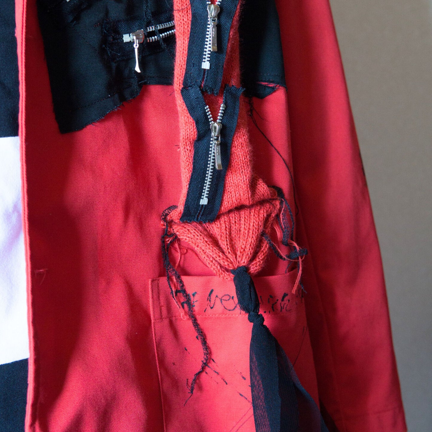 Tokyo Punk Arztjacke Schwarz Oversize Rot