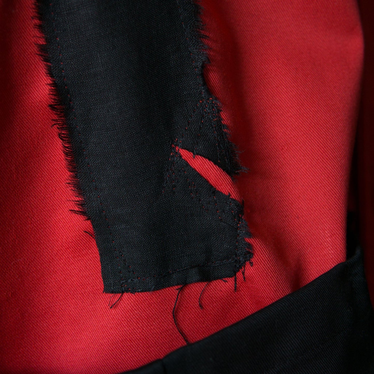 Tokyo Punk Arztjacke Schwarz Oversize Rot