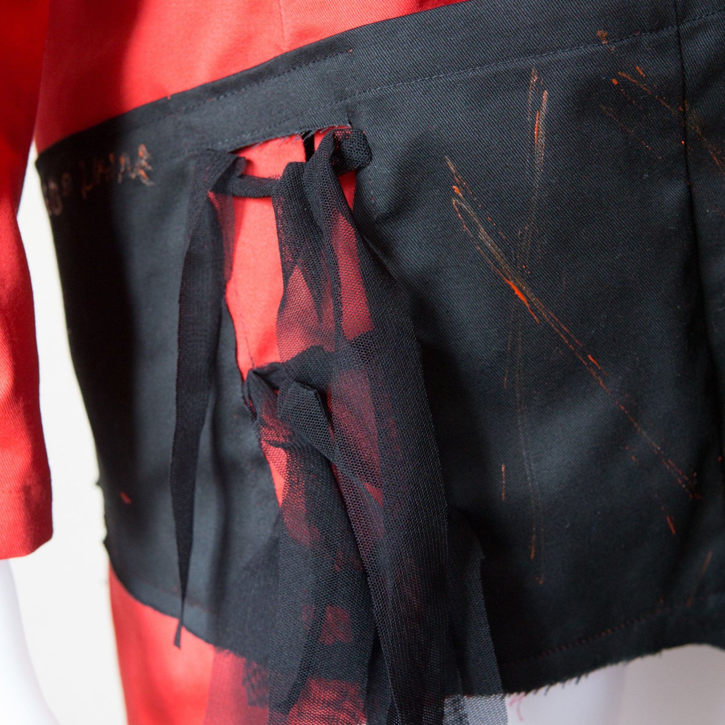Tokyo Punk Arztjacke Schwarz Oversize Rot