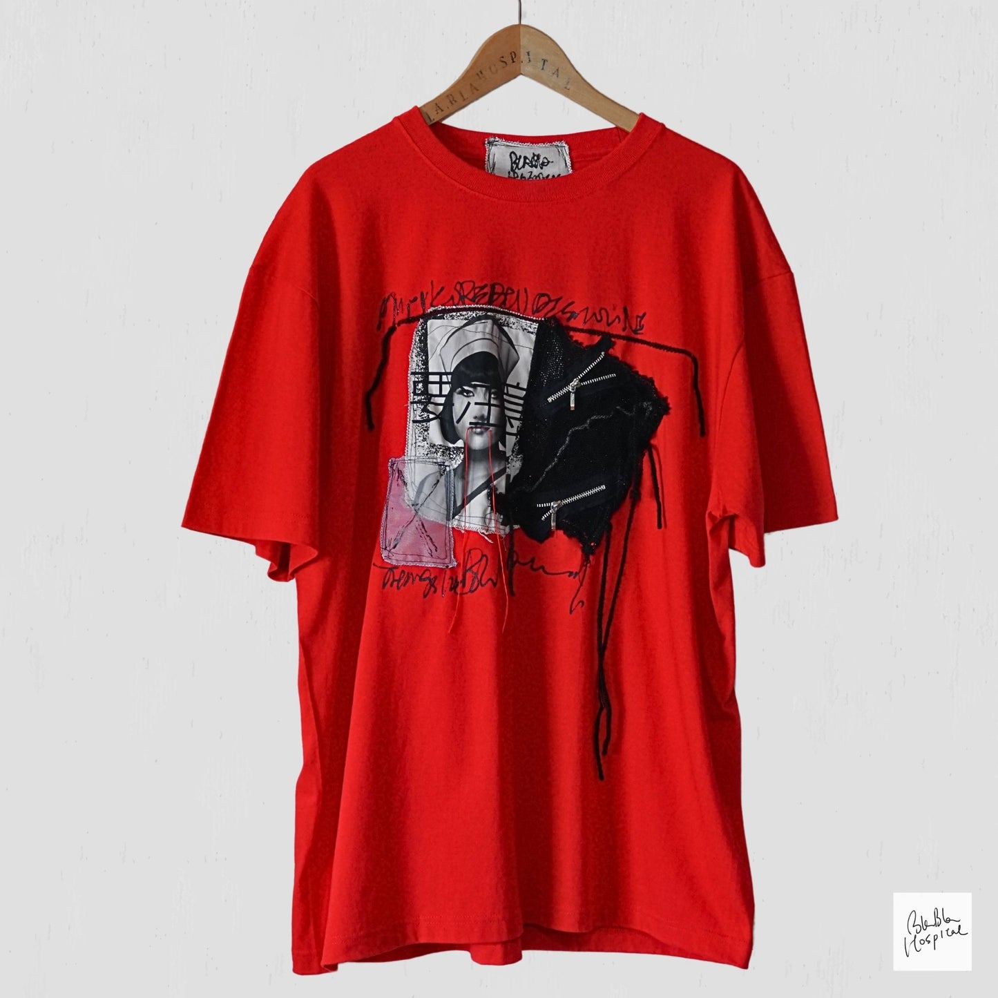 Kanji Printed Chef-Nurse Design Oversized Red T-Shirt