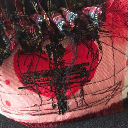 Instinctive frill – Black Nurse Cap