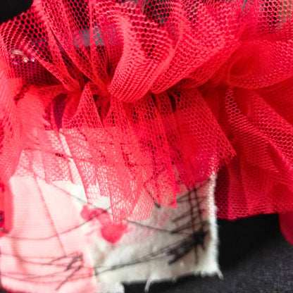 Instinctive frill – Black Nurse Cap