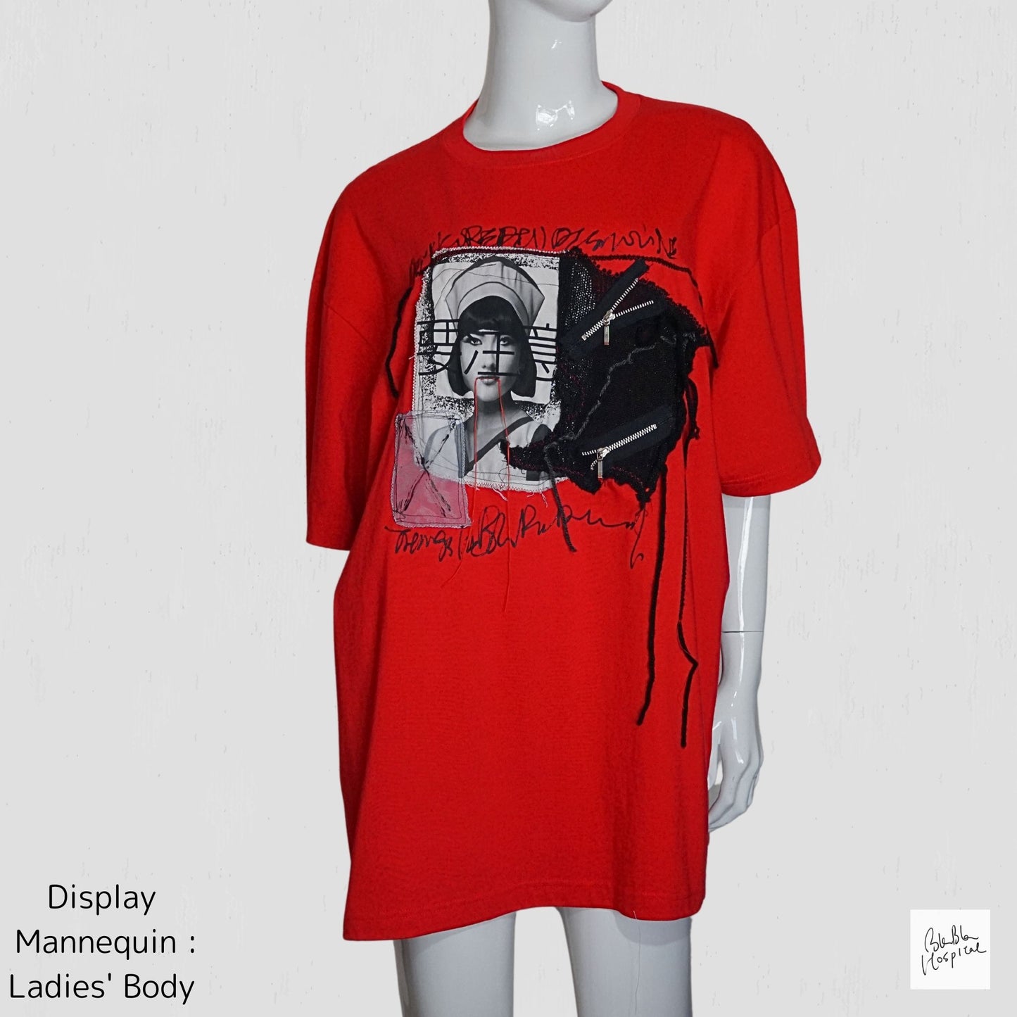 Kanji Printed Chef-Nurse Design Oversized Red T-Shirt