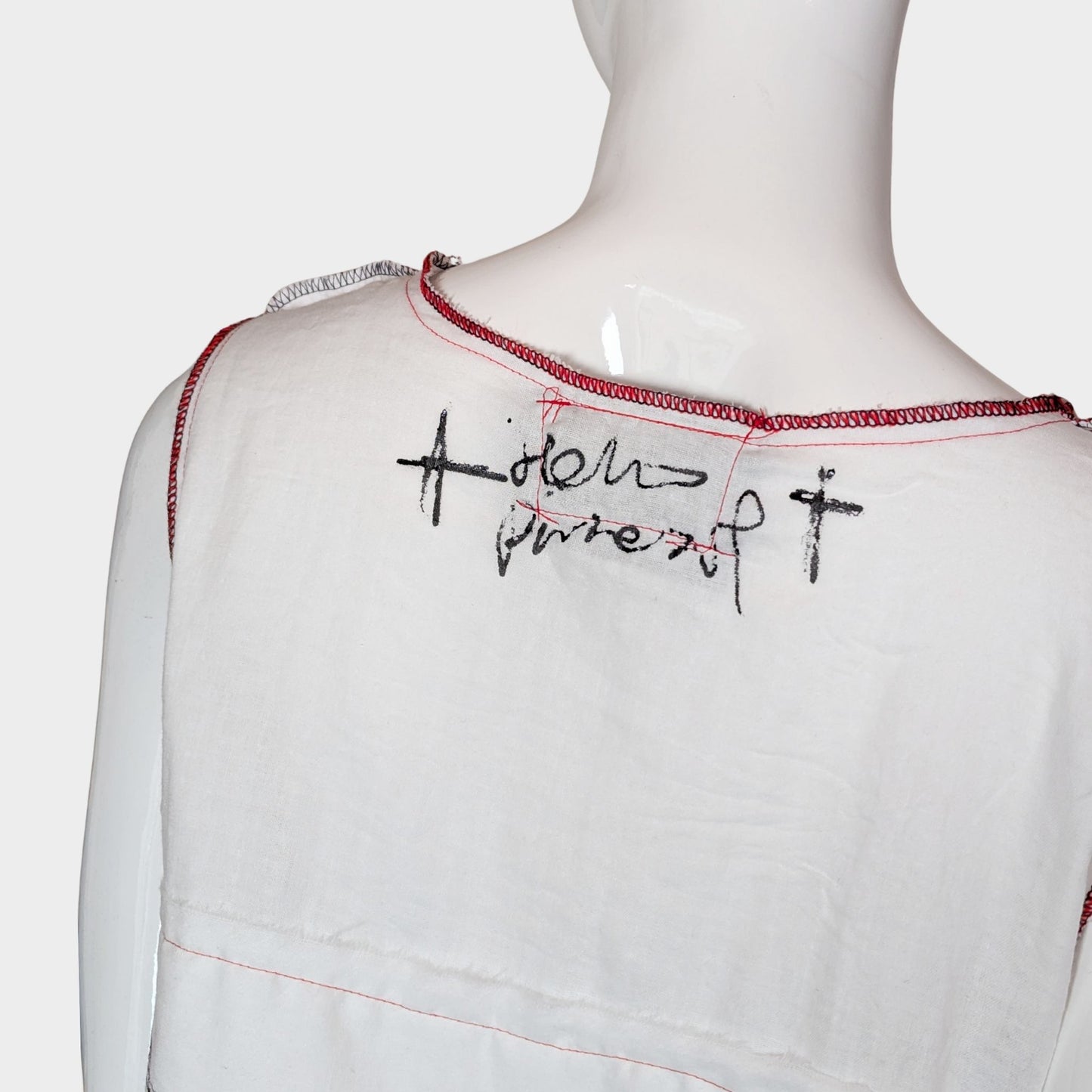 White Ward – No.03 |  Faces Double Gauze Sleeveless Top