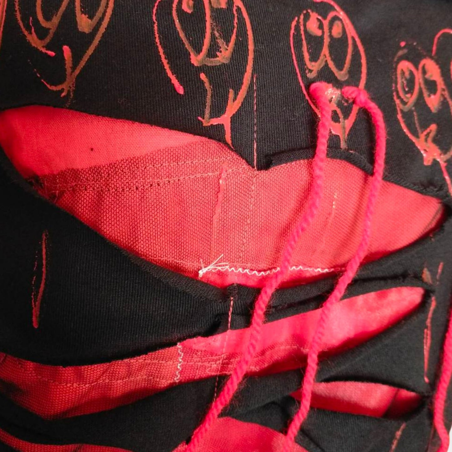 Twinmood – No.01a | スリーブレスブラックトップス