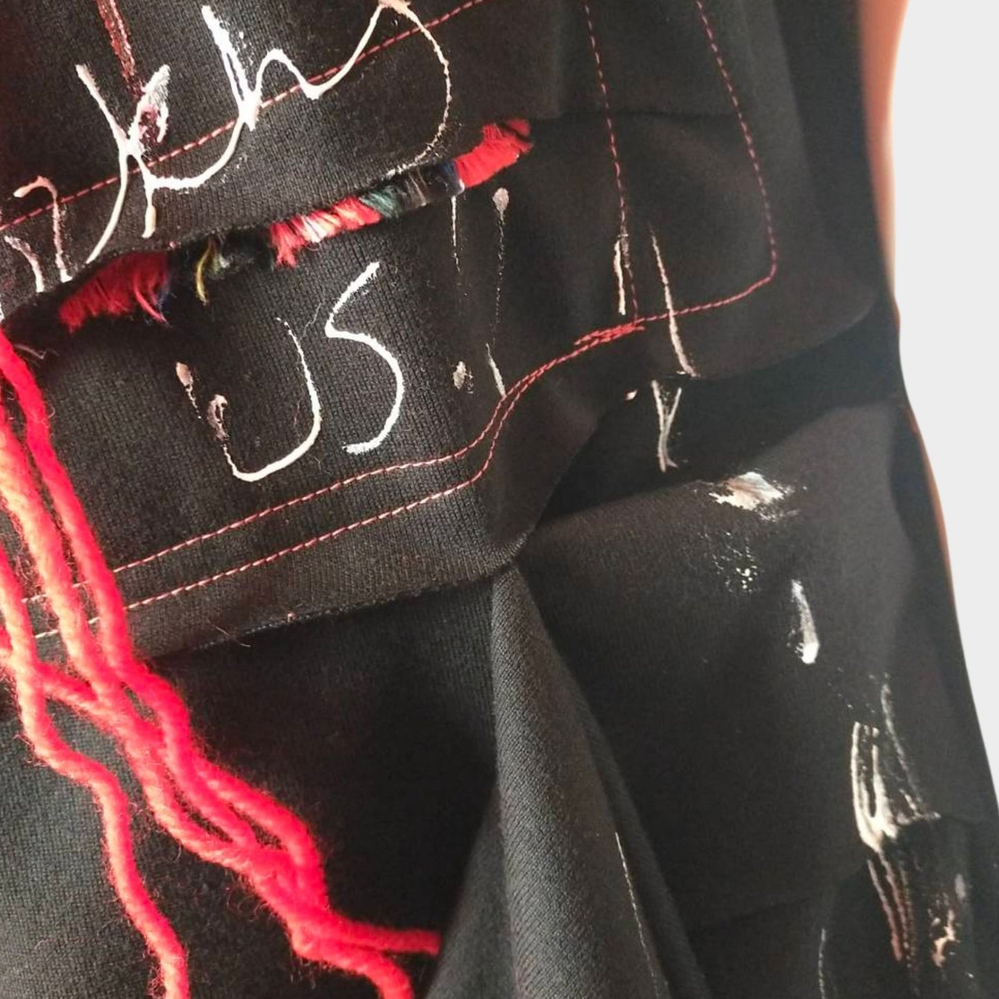 Twinmood – No.01b | スリーブレスブラックトップス